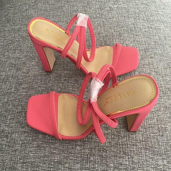 Kayleen By Los Angeles Women's Criss-Cross Elastic Ankle Strap - Picture 5 of 9